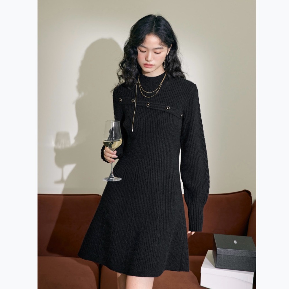 Kuose Premium Black Knit Dress